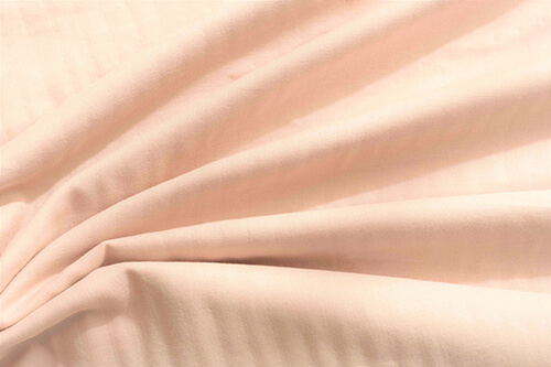 ・ピンク